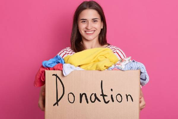 things to donate on Dhanteras