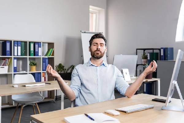 how to deal anger at work place